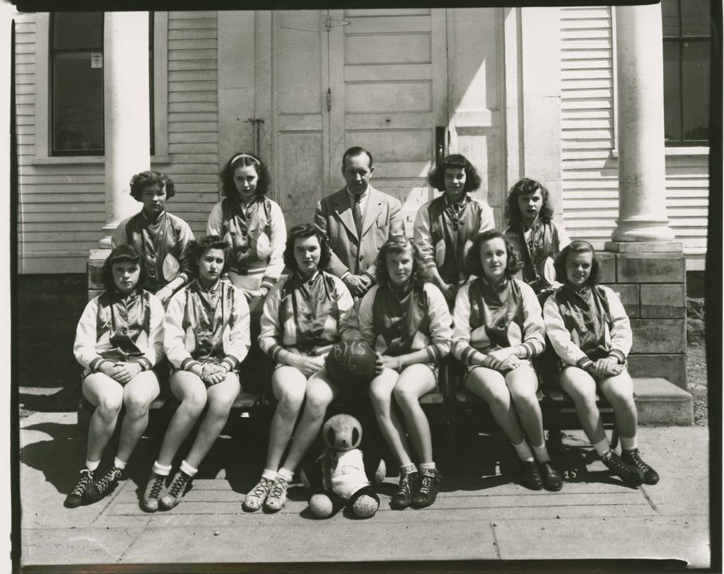 Miniature of Bristol School -Basketball