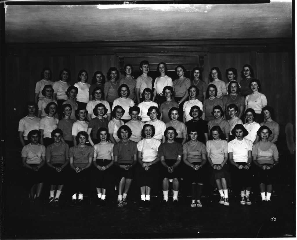 Miniature of UVM Sororities - Gamma Phi Beta