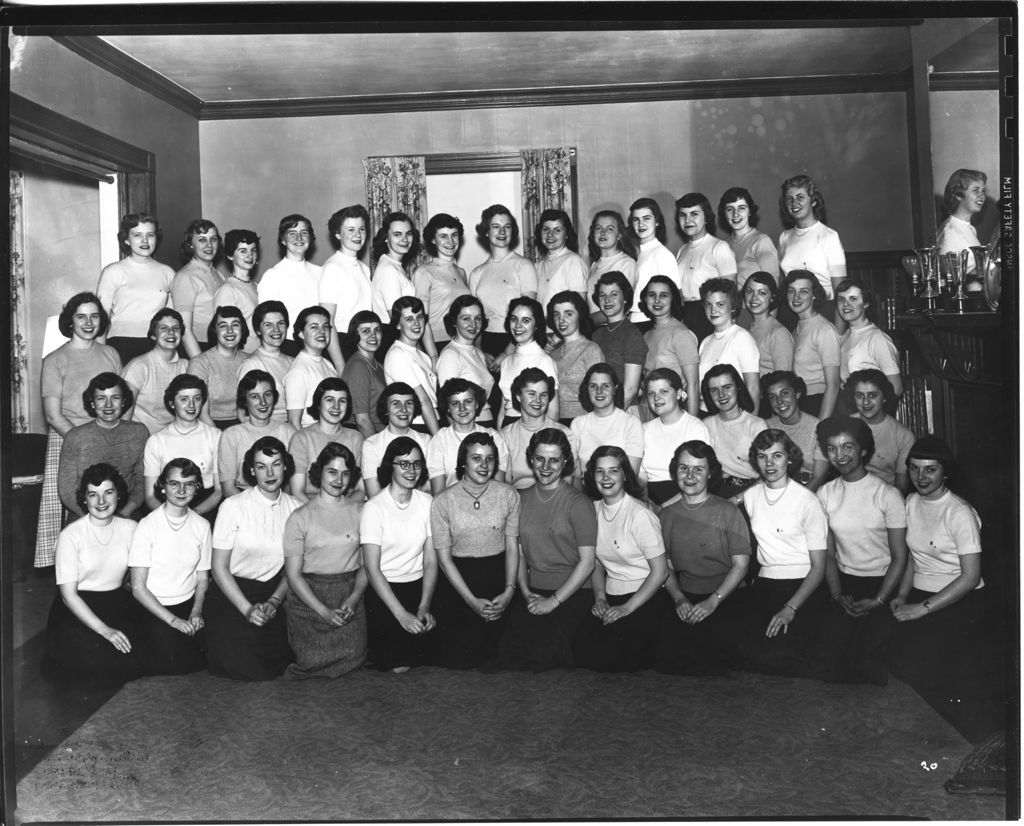 Miniature of UVM Sororities - Alpha Chi Omega