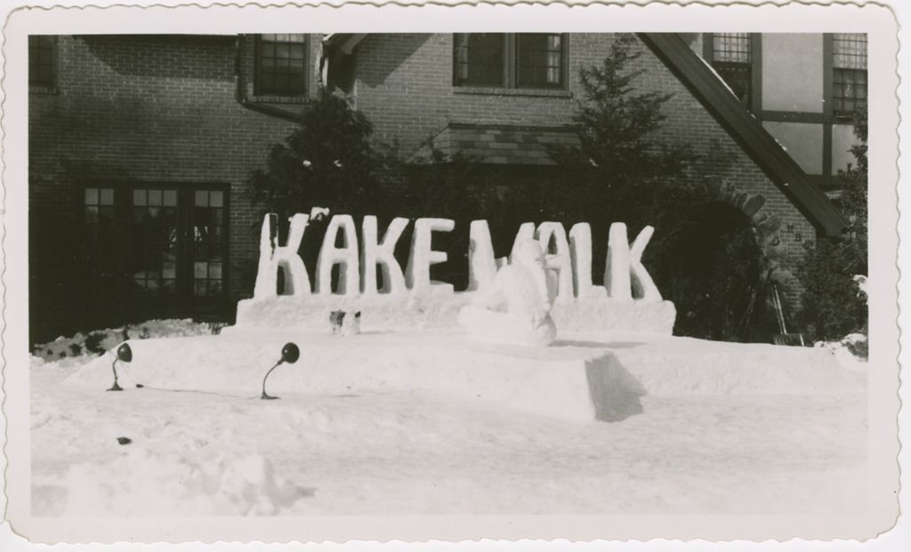 Miniature of Kake Walk Ice Sculpture