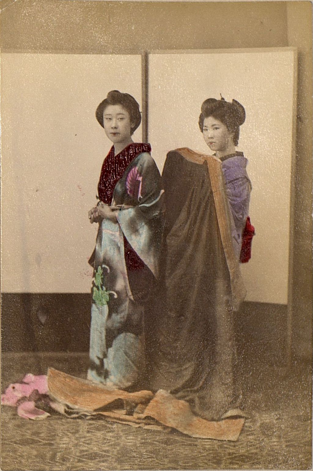 Miniature of Two women preparing their attire