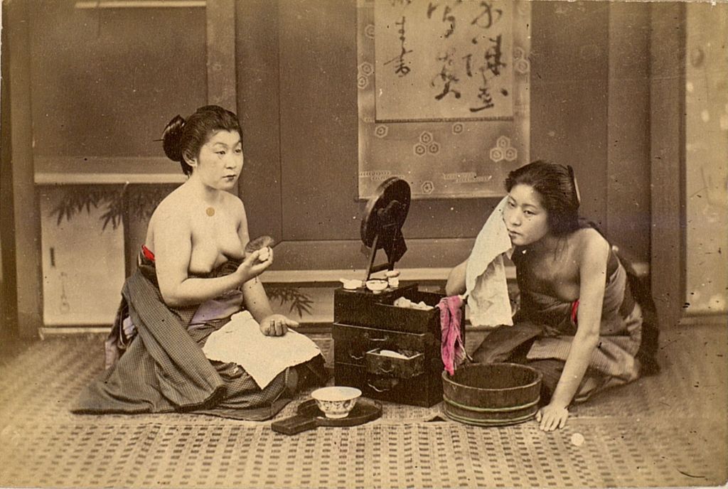 Miniature of Two women bathing and dressing themselves